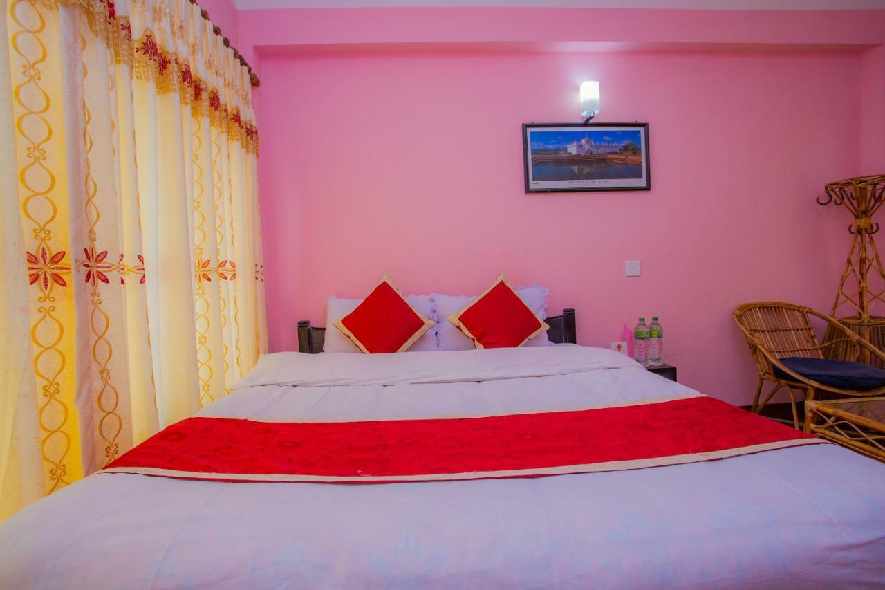 Sunrise Moon Beam Hotel Нагаркот Экстерьер фото